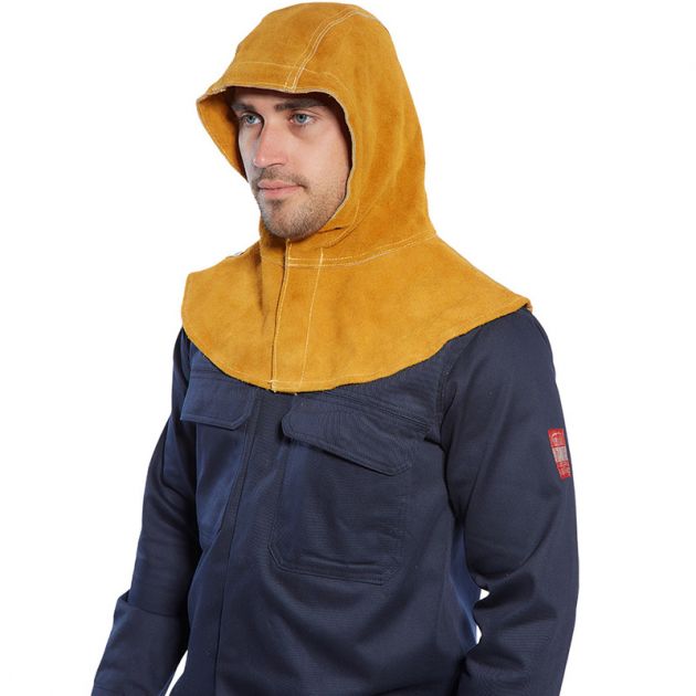 Cagoule en cuir