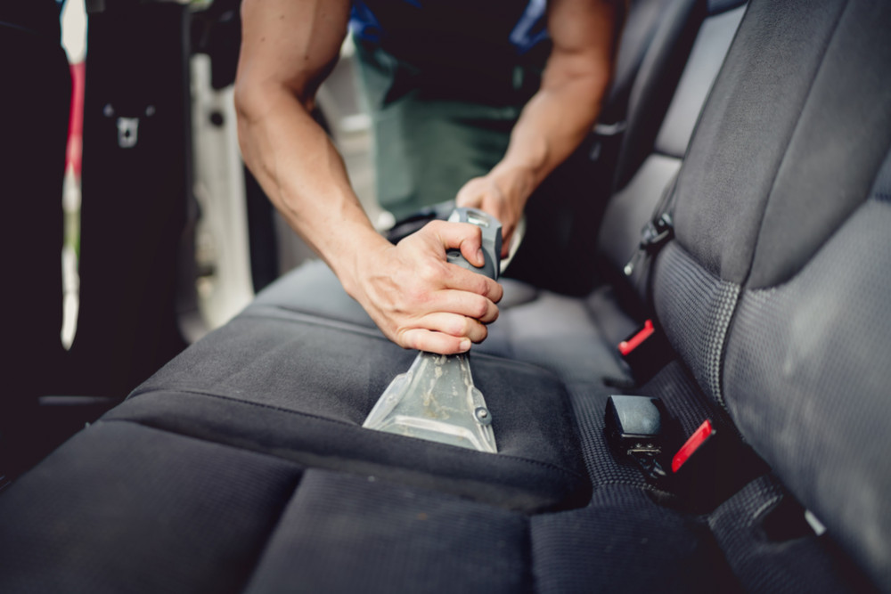 Réinventez l'intérieur de votre voiture avec ce kit de nettoyage à