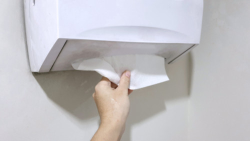 Distributeur d'essuie-mains en papier rouleau et poubelle à